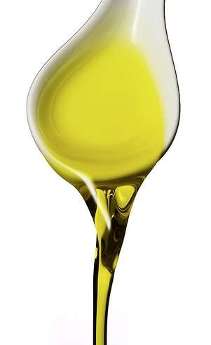 Assaggiare l'olio extravergine